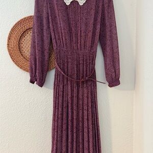Elegant Purple Long-Sleeve Dress